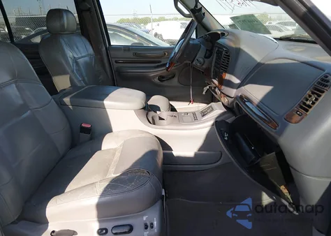 2002 Lincoln Navigator from USA, damaged, VIN 5LMEU27R22LJ11945